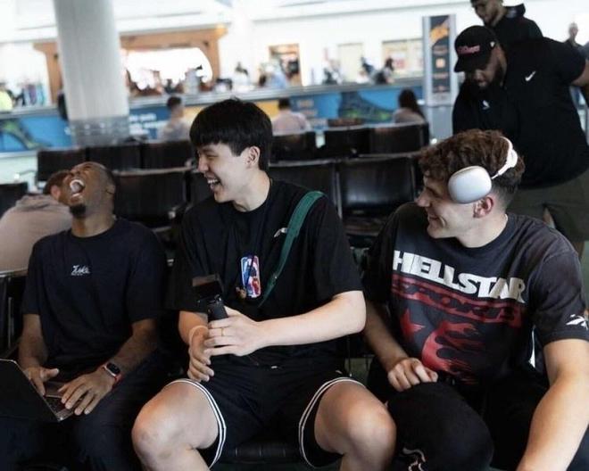 76人記者：楊瀚森很有天賦 但我很好奇開拓者怎么安排他和克林根